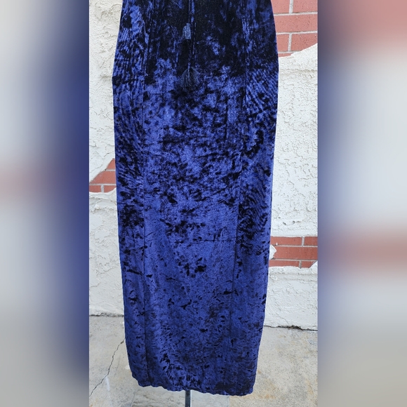 Large fit Medium? Intimately FREE PEOPLE Low Key Crushin Velvet Maxi Dress BLUE - Picture 14 of 16